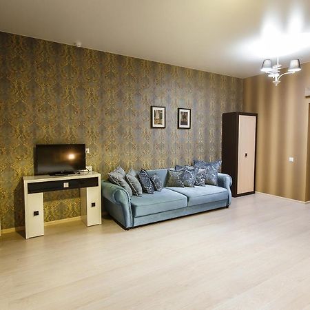 Lazar Hotel Baranavitsjy Eksteriør bilde